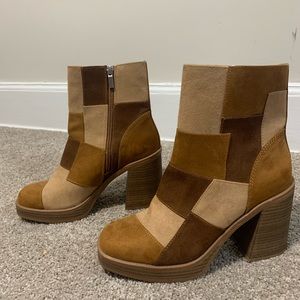 Tan Colorblock Boots